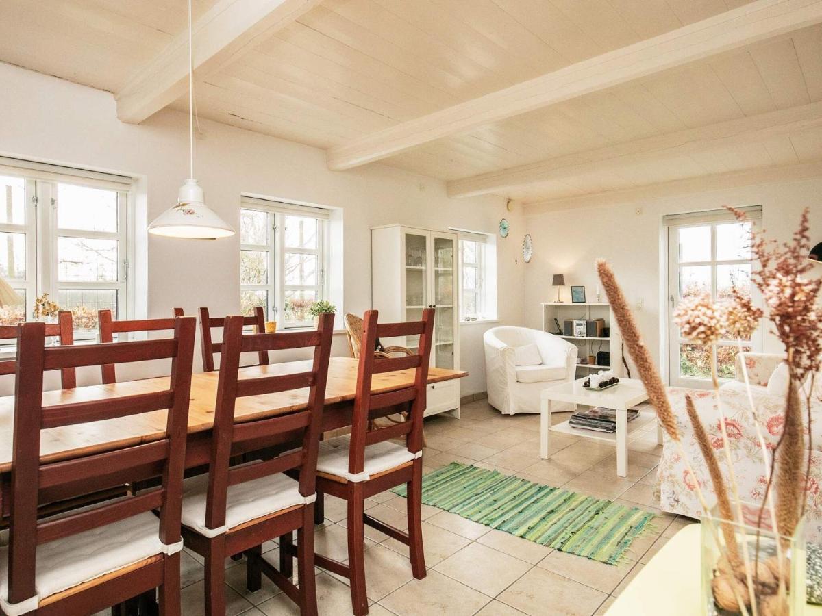 Holiday Home Humble Ngoại thất bức ảnh